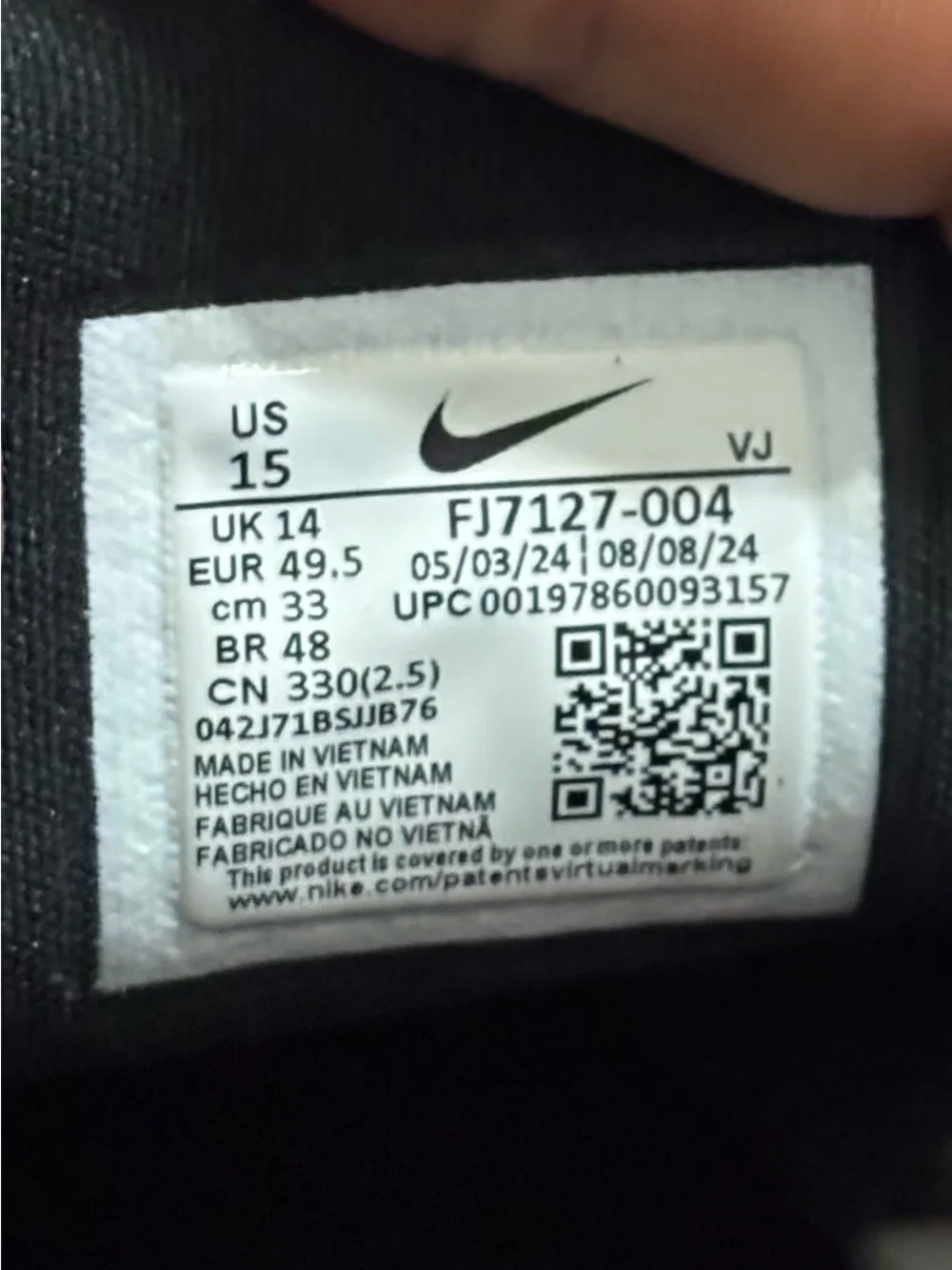 Nike Men’s Black and Bright Orange Training Sneakers